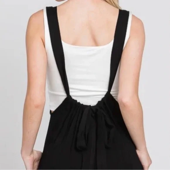 ZENANA Wide Leg Tie Back Suspender Jumpsuit overalls pants Black Small EUC - Picture 3 of 10